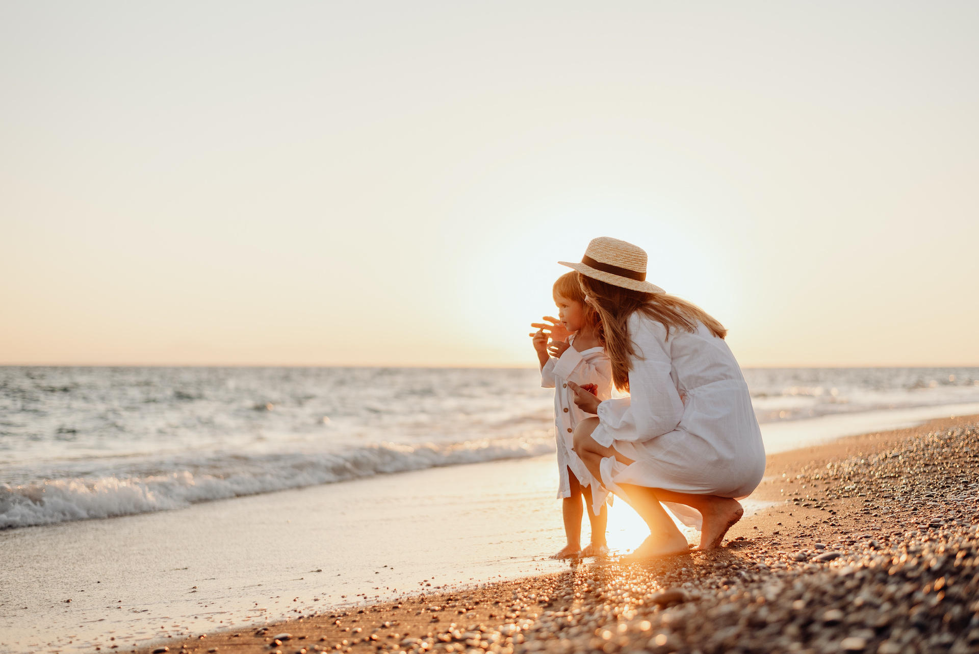 Find an egg donor willing to travel to Indiana, or frozen donor eggs to be shipped to your Indiana IVF Clinic. Boutique egg donation agency in California, helping grow families worldwide. Learn more!